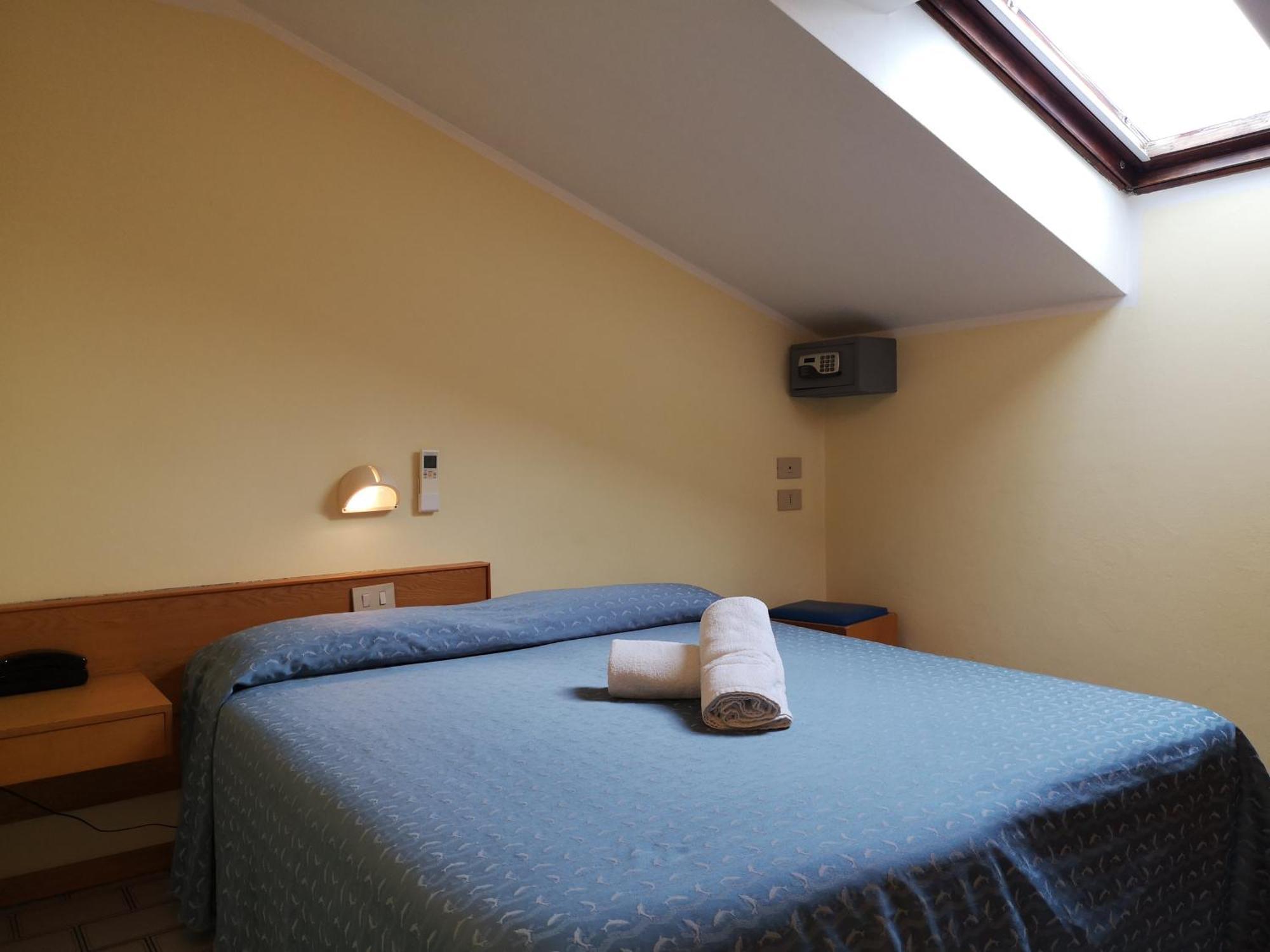 Hotel Nives Riccione Room photo